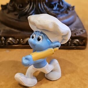 2013‎ McDonalds Smurf Toy - Baker Murf - Loose